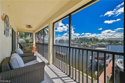 4647 SE 17th Pl 105, Cape Coral FL - photo 7 of 39