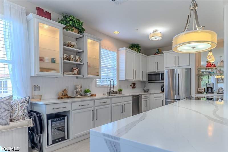 3 bedroom Condominium at 18940 Bay Woods Lake Dr 202, Bay Woods, Fort Myers — photo 4