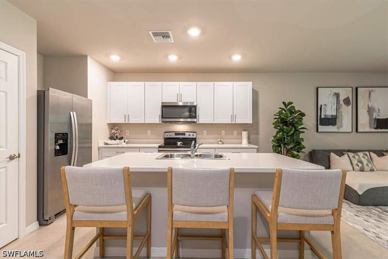 3 bedroom Townhouse at 15457 Wildflower Cir, Meadowood, Naples — photo 5