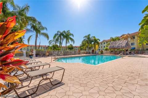 8274 Key Royal Cir 1022, Naples FL - photo 23 of 28