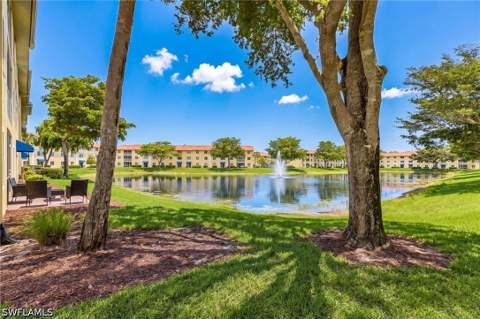 8274 Key Royal Cir 1022, Naples FL - photo 24 of 28