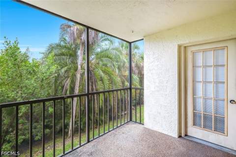 15206 Parkside Dr 102, Fort Myers FL - photo 12 of 18