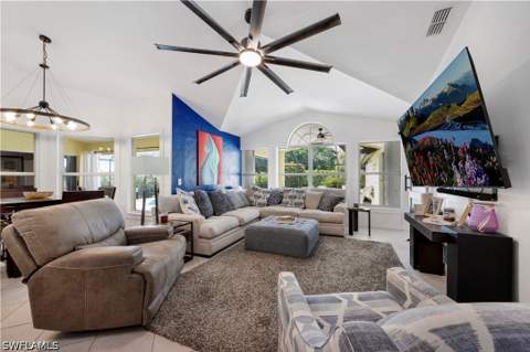 9986 Mar Largo Cir, Fort Myers FL - photo 10 of 36