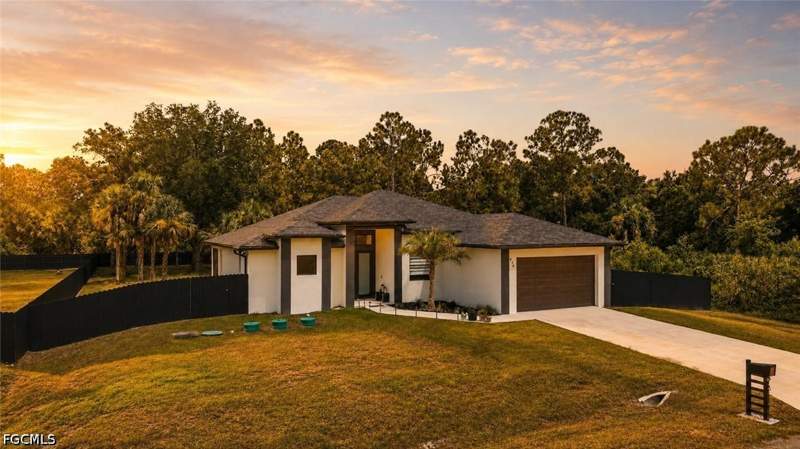3 bedroom SingleFamilyResidence at 414 Highland Ave, Lehigh Acres, Lehigh Acres — photo 2