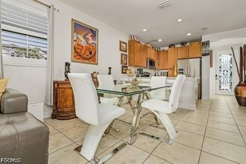15781 Portofino Springs Blvd 106, Fort Myers FL - photo 9 of 37