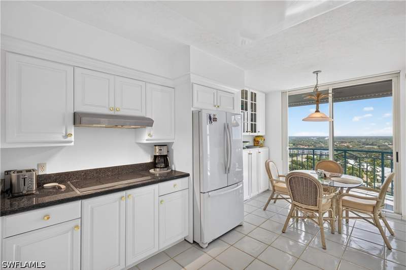 2 bedroom Condominium at 7515 Pelican Bay Blvd 17B, Claridge, Naples — photo 5