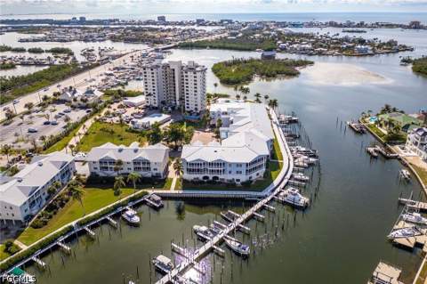 18092 San Carlos Blvd 915, Fort Myers Beach FL - photo 9 of 48