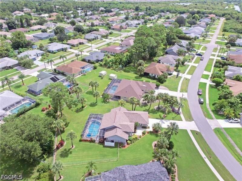 2 bedroom SingleFamilyResidence at 2610 Elva Pl, Lehigh Acres, Lehigh Acres — photo 3