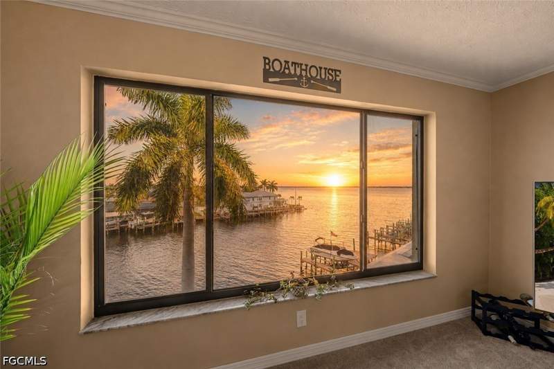 2 bedroom Condominium at 4013 SE 20th Pl 401, Rivers Condo, Cape Coral — photo 5