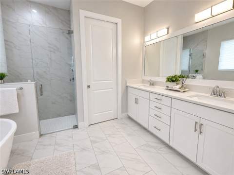 3754 Sapphire Cove Cir, Naples FL - photo 21 of 50