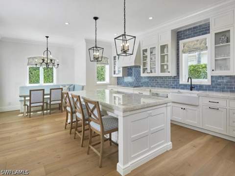 570 2nd Ave N, Naples FL - photo 9 of 37
