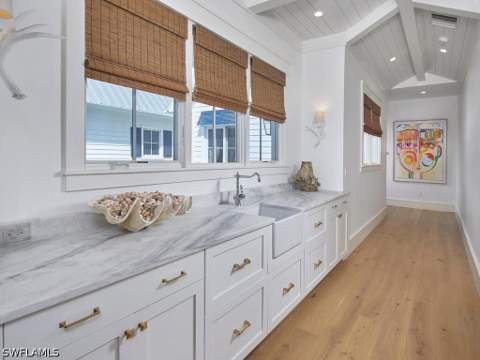 909 10th Ave S, Naples FL - photo 18 of 33