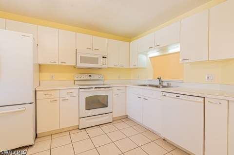 7768 Jewel Ln 102, Naples FL - photo 8 of 46