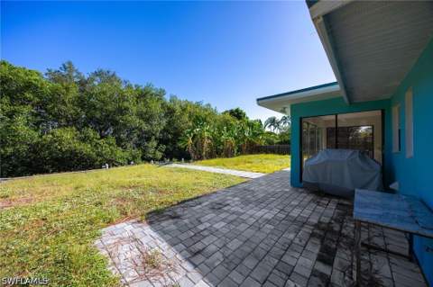 47 River Ct, Naples FL - photo 19 of 24