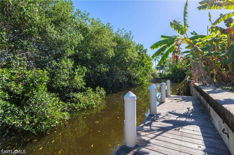 3 bedroom SingleFamilyResidence at 47 River Ct, Palm River Shores, Naples — photo 2