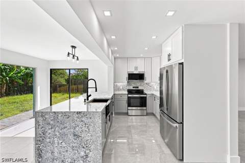 47 River Ct, Naples FL - photo 7 of 24