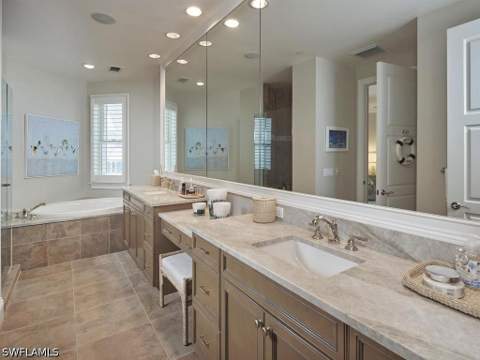 1001 10th Ave S D2, Naples FL - photo 12 of 22