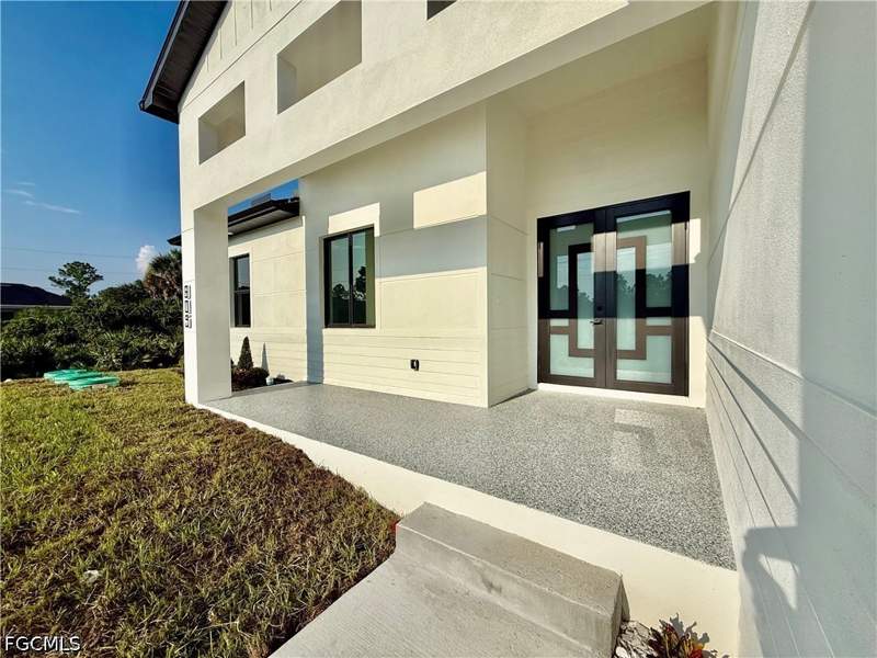 4 bedroom SingleFamilyResidence at 805 Lincoln Ave, Lehigh Acres, Lehigh Acres — photo 4
