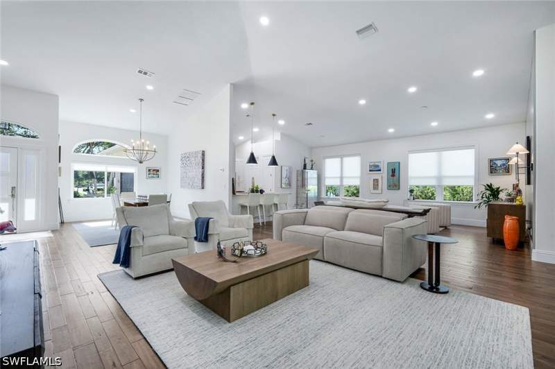4 bedroom SingleFamilyResidence at 10831 Fieldfair Dr, Longshore Lake, Naples — photo 3