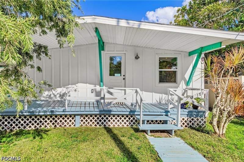 2 bedroom SingleFamilyResidence at 16376 Antigua Way, Knights Bokeelia Isle, Bokeelia — photo 2