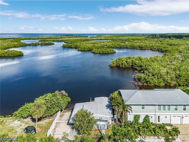 2 bedroom SingleFamilyResidence at 16376 Antigua Way, Knights Bokeelia Isle, Bokeelia — photo 3