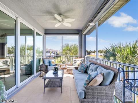 2543 Seychelles Dr 605, Naples FL - photo 13 of 49