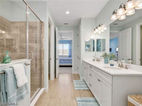 2543 Seychelles Dr 605, Naples FL - photo 18 of 49