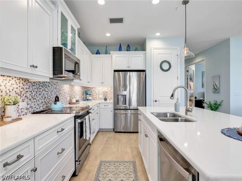 2 bedroom Condominium at 2543 Seychelles Dr 605, Seychelles, Naples — photo 5