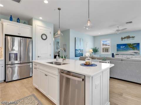 2543 Seychelles Dr 605, Naples FL - photo 6 of 49