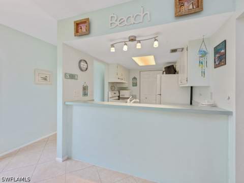 27 Greenbrier St 109, Marco Island FL - photo 10 of 35