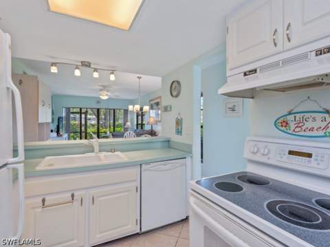 27 Greenbrier St 109, Marco Island FL - photo 11 of 35