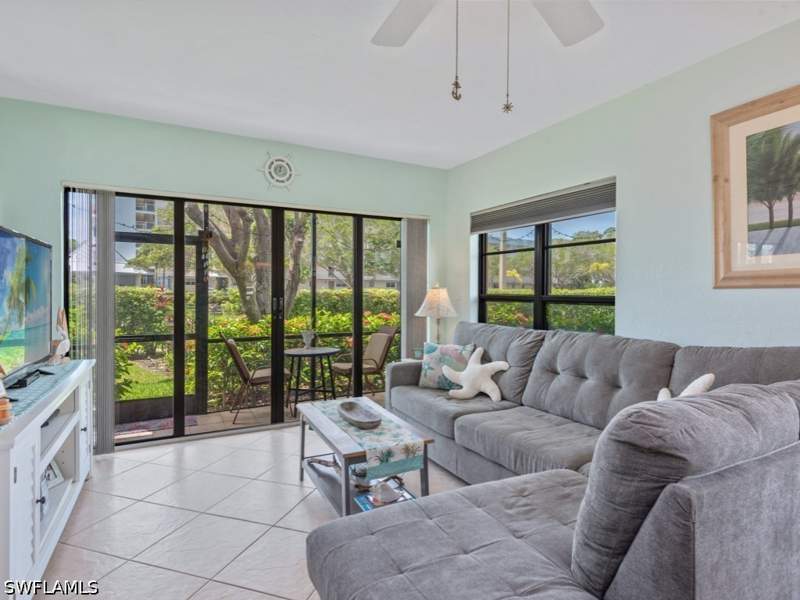 2 bedroom Condominium at 27 Greenbrier St 109, Mariner Apts Marco Island, Marco Island — photo 5