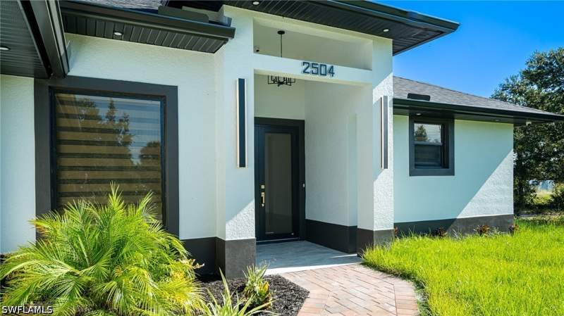 3 bedroom SingleFamilyResidence at 2504 52nd St SW, Lehigh Acres, Lehigh Acres — photo 3