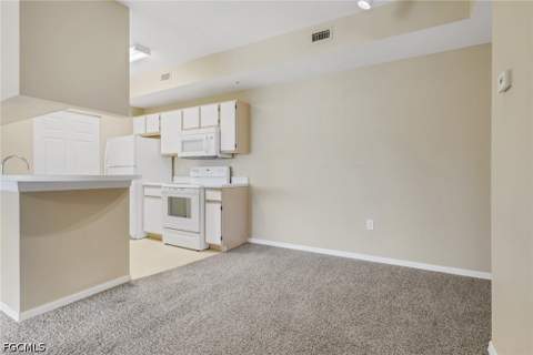 6321 Aragon Way 206, Fort Myers FL - photo 11 of 38
