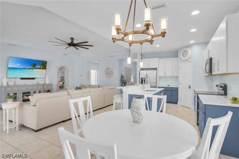 14487 Manchester Dr, Naples FL - photo 11 of 48