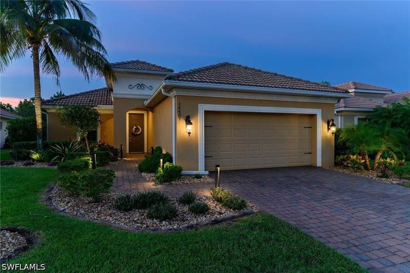 3 bedroom SingleFamilyResidence at 14487 Manchester Dr, Reflection Lakes Of Naples, Naples — photo 3