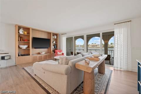 4000 Gulf Shore Blvd N 1500, Naples FL - photo 10 of 50