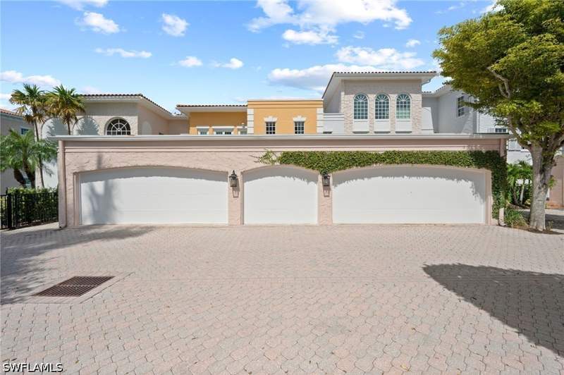 3 bedroom Condominium at 4000 Gulf Shore Blvd N 1500, Venetian Villas, Naples — photo 4