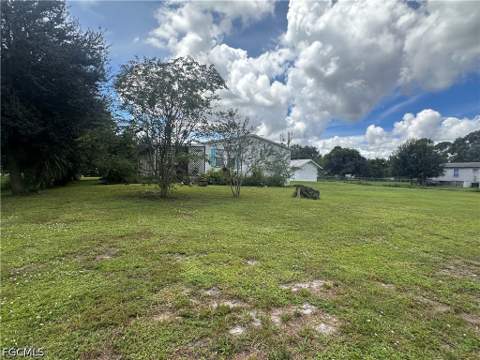 8094 Cook Dr, North Fort Myers FL - photo 16 of 19