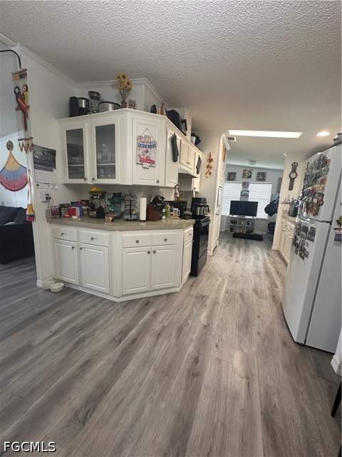 8094 Cook Dr, North Fort Myers FL - photo 7 of 19