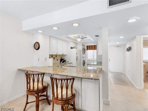 7500 Estero Blvd 203, Fort Myers Beach FL - photo 13 of 39