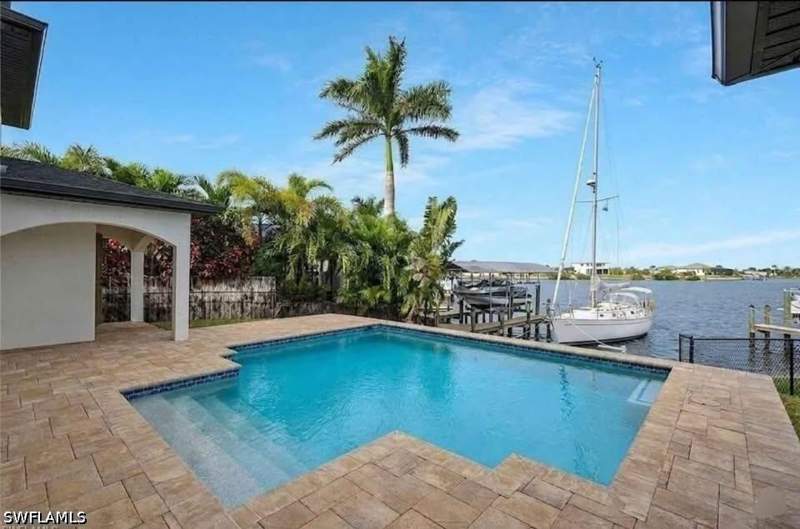 4 bedroom SingleFamilyResidence at 3505 NW 44th Pl, Cape Coral, Cape Coral — photo 2