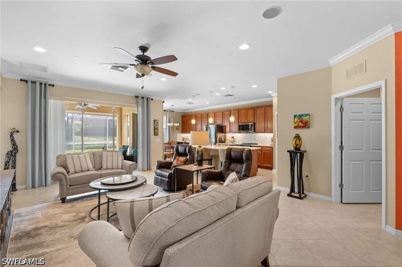 3 bedroom SingleFamilyResidence at 28037 Umiak Ct, Village Walk Of Bonita Springs, Bonita Springs — photo 4