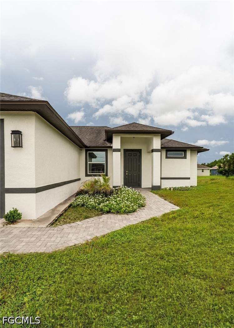 3 bedroom SingleFamilyResidence at 2917 5th St SW, Lehigh Acres, Lehigh Acres — photo 2