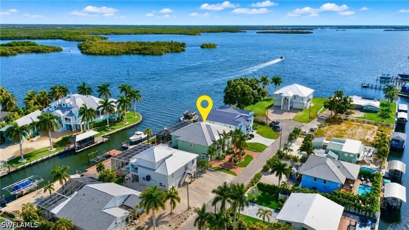 3 bedroom SingleFamilyResidence at 5575 Avenida Pescadora, Holiday Heights, Fort Myers Beach — photo 4