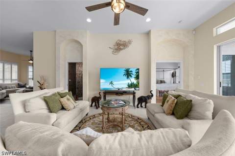 7904 Glenfinnan Cir, Fort Myers FL - photo 11 of 43