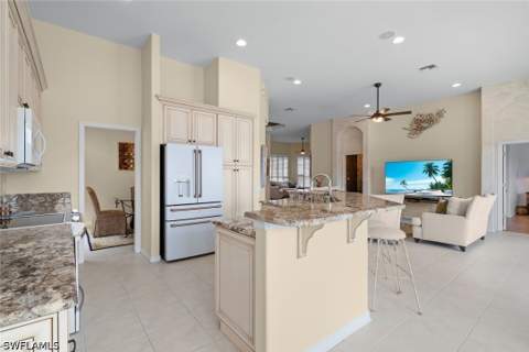 7904 Glenfinnan Cir, Fort Myers FL - photo 17 of 43