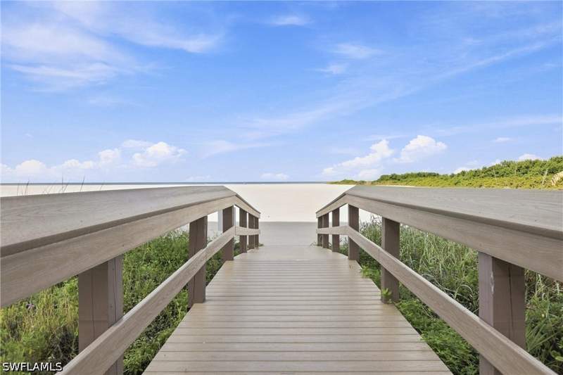 2 bedroom Condominium at 260 Seaview Ct 1805, South Seas Club Condo, Marco Island — photo 3