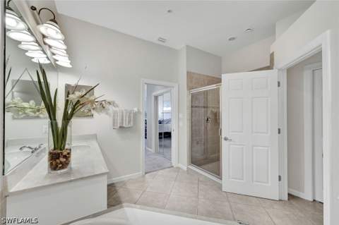 8723 Coastline Ct 202, Naples FL - photo 20 of 39