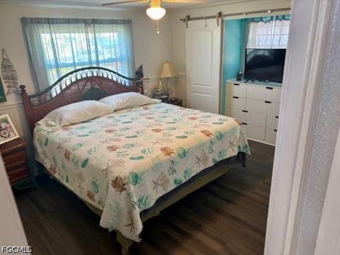 309 Shoreland Dr W, Fort Myers FL - photo 8 of 15